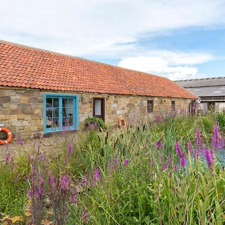 Sleeps 22 Wifi Villa Staithes